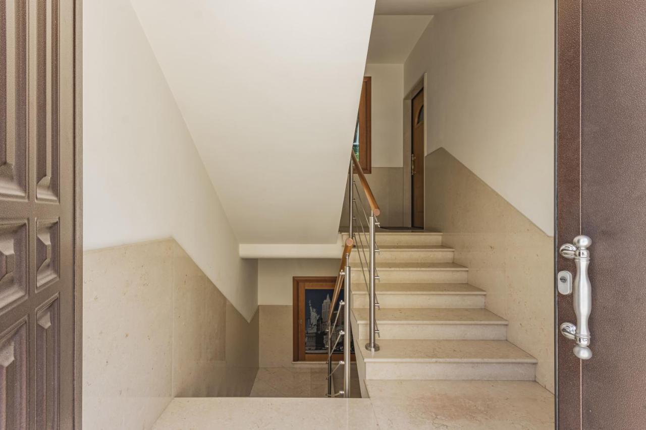 Cafiero Apartment Bari Luaran gambar